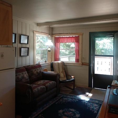 Mountainside Chalet - Tiny Home Пакууд Екстериор снимка